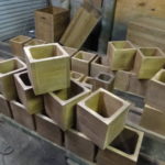 色々なサイズ、種類の木箱